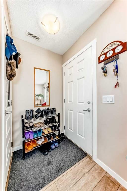 38 Auburn Bay Link SE, Calgary — photo 5 of 47