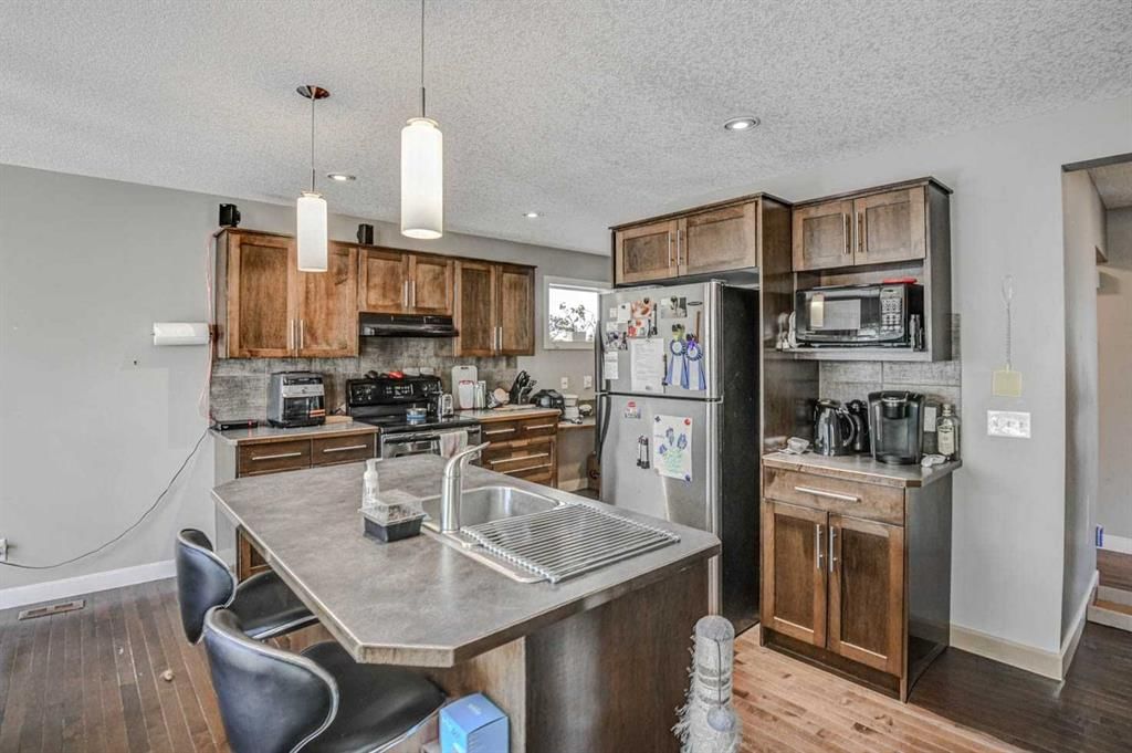 714 Auburn Bay Heights SE, Calgary — photo 4 of 22
