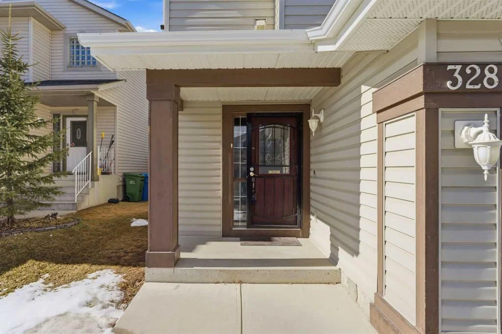 328 Citadel Meadow Bay NW, Calgary — photo 2 of 40