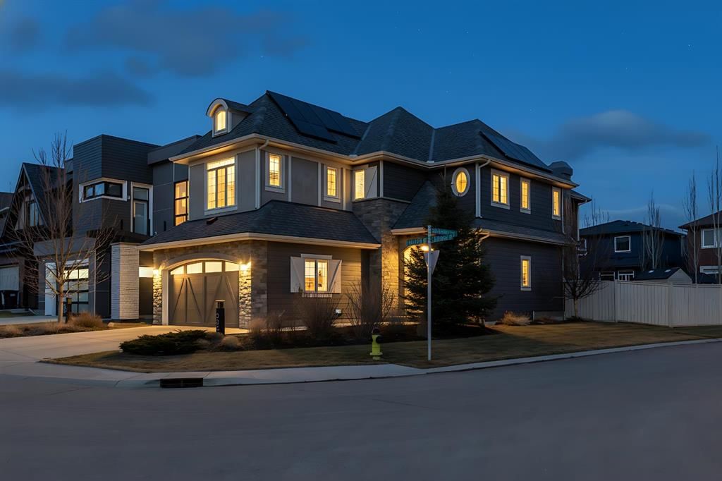 393 Evansborough Way NW, Calgary — photo 2 of 47
