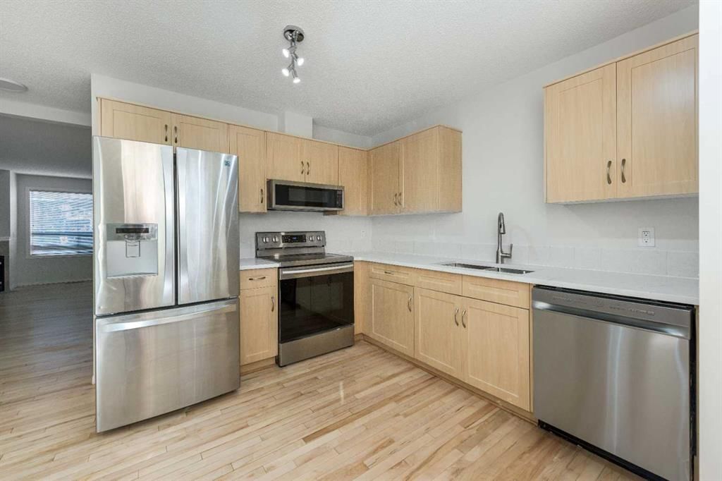 1001, 111 Tarawood Lane NE, Calgary — main listing photo