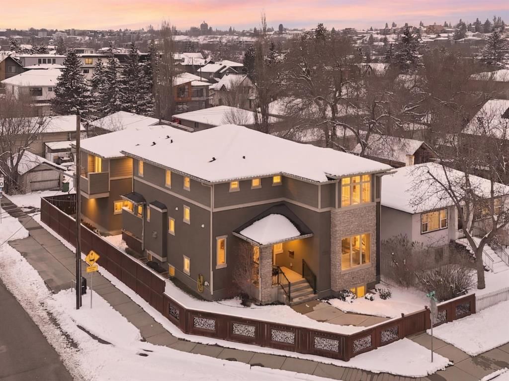 201 12 Street NE, Calgary — photo 5 of 50