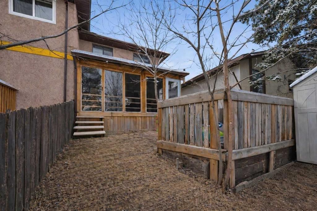 510 Whitehill Place NE, Calgary — photo 4 of 33