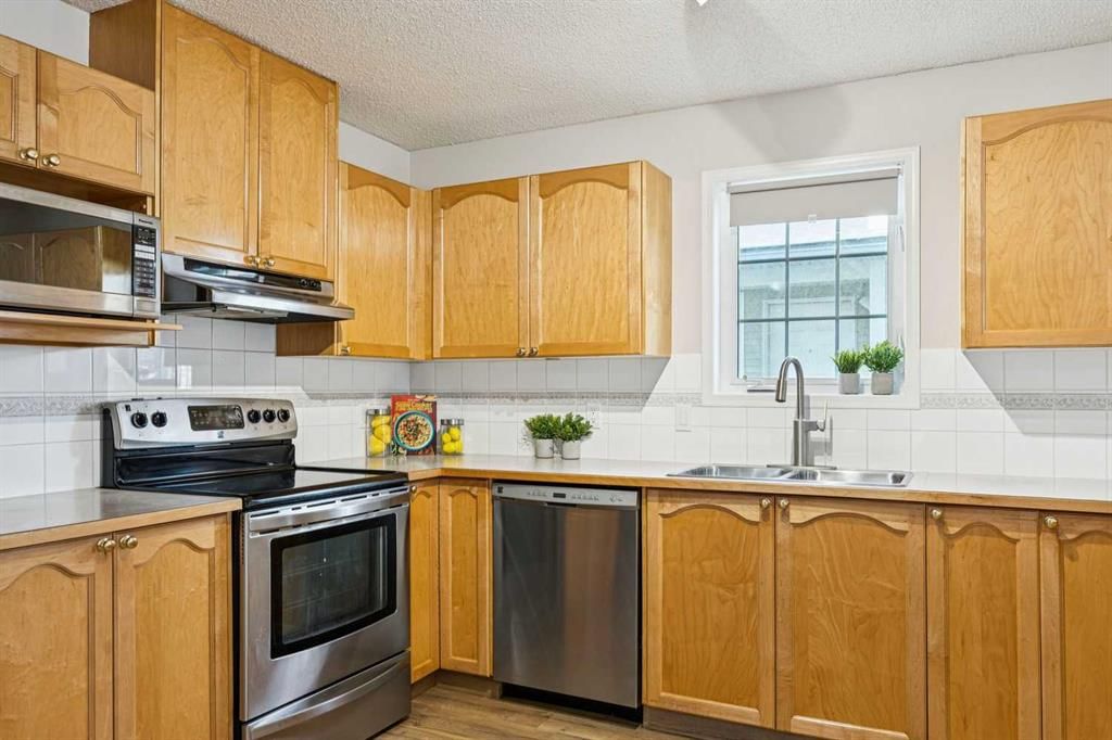 704, 7171 Coach Hill Road SW, Calgary — photo 5 of 24