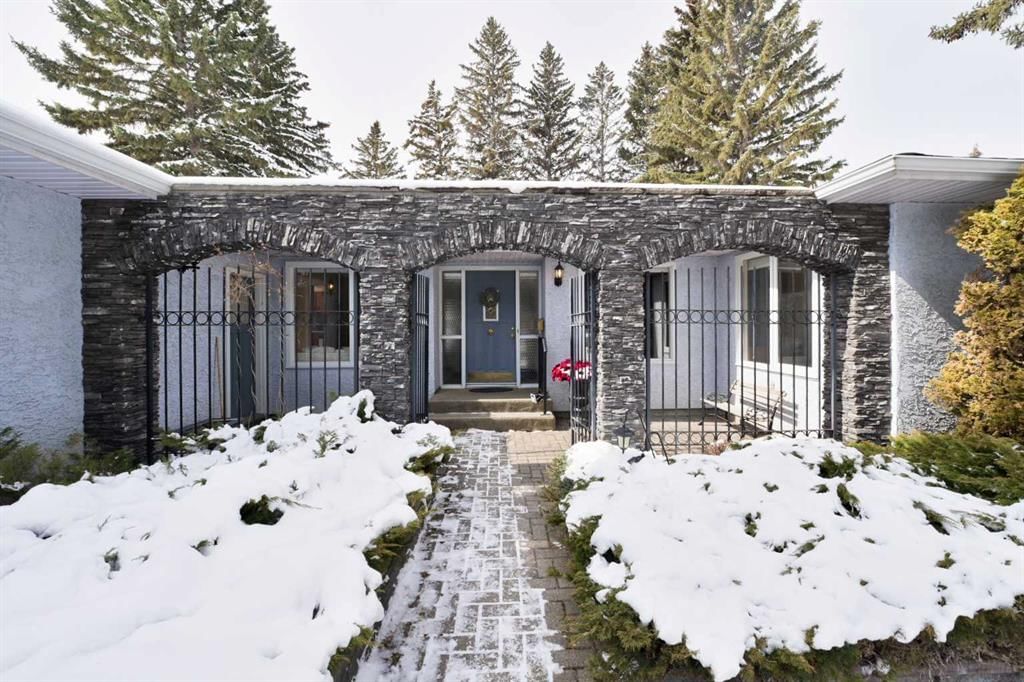 727 Lake Bonavista Drive SE, Calgary — photo 4 of 50