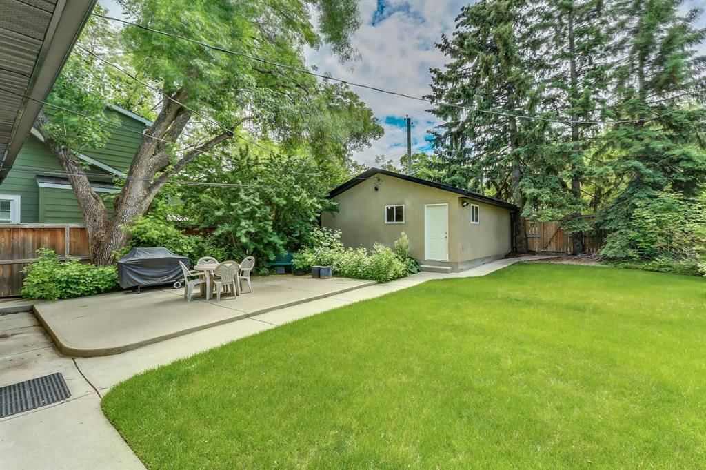 409 12 Avenue NW, Calgary — photo 2 of 42