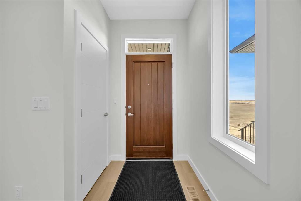 619 Homestead Drive NE, Calgary — photo 3 of 43