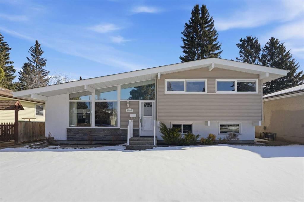 4804 Brockington Road NW, Calgary — main listing photo