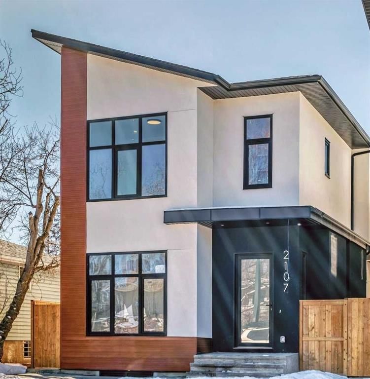 2107 Victoria Crescent NW, Calgary — main listing photo