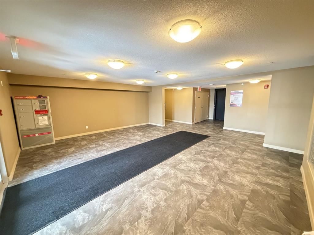316, 15 Saddlestone Way NE, Calgary — photo 5 of 28