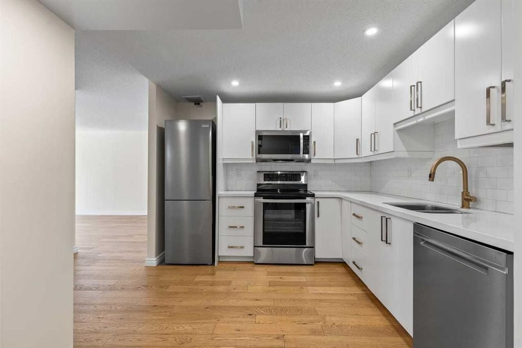 206, 1011 12 Avenue SW, Calgary — photo 2 of 19