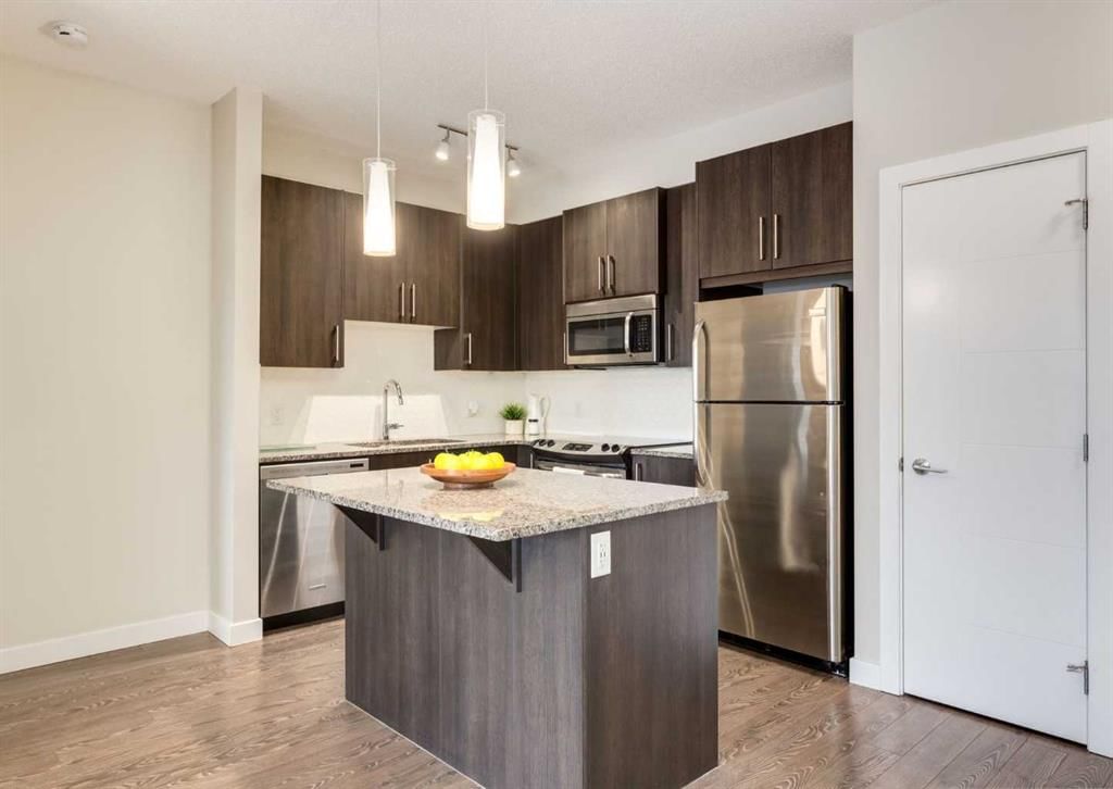 304, 4 Sage Hill Terrace NW, Calgary — photo 4 of 33