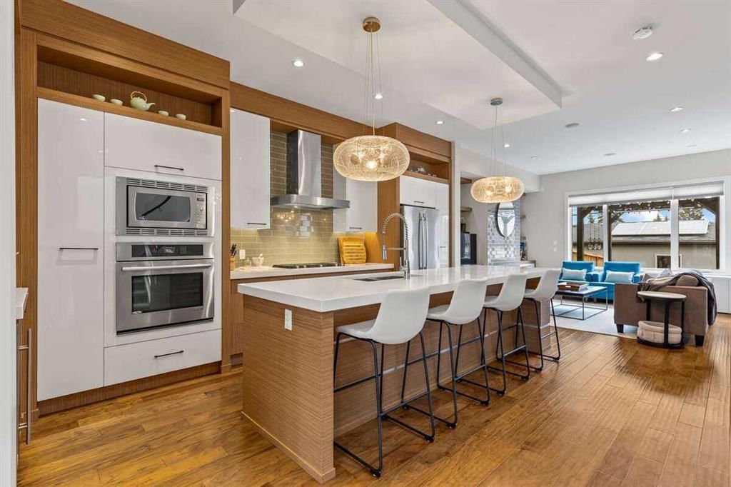 4128 7 Avenue SW, Calgary — photo 5 of 39