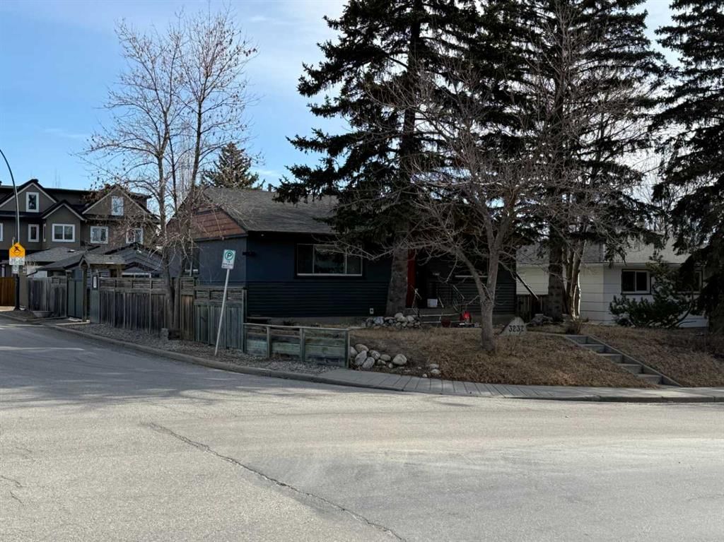 3232 Morley Trail NW, Calgary — photo 4 of 8