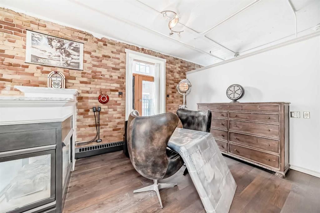 402, 240 11 Avenue SW, Calgary — photo 3 of 41