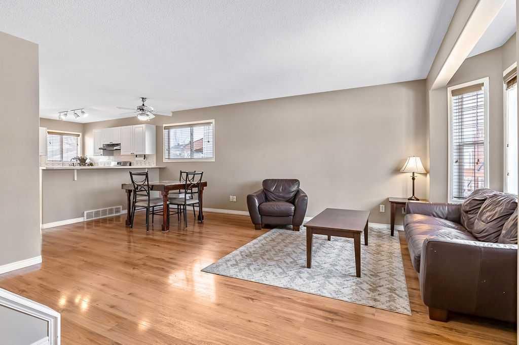 27 Chaparral Ridge Way SE, Calgary — photo 3 of 27