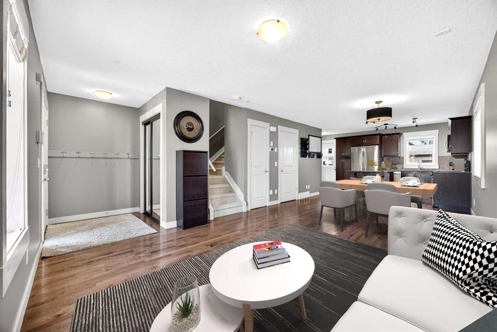 257 Skyview Ranch Drive NE, Calgary — photo 4 of 43