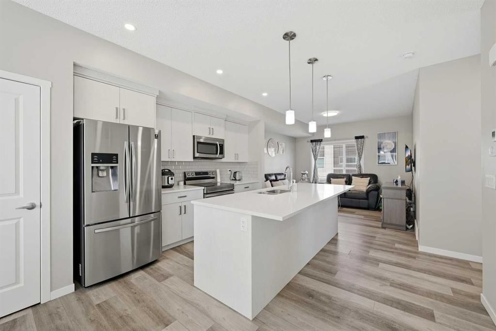 226 Harvest Grove Walk NE, Calgary — photo 3 of 47