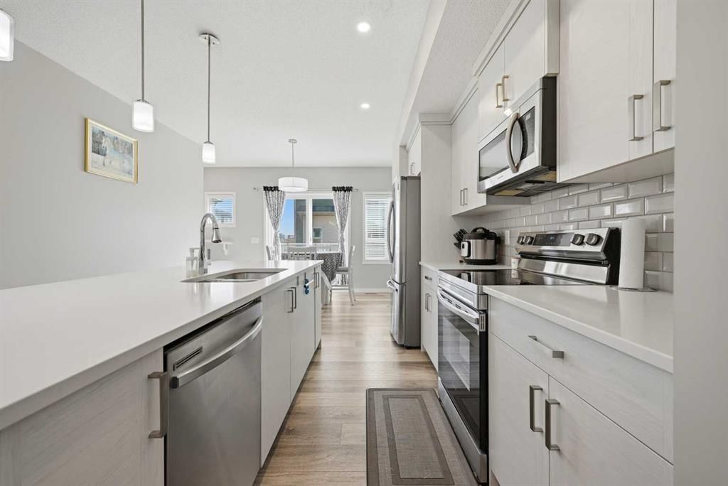 226 Harvest Grove Walk NE, Calgary — photo 4 of 47