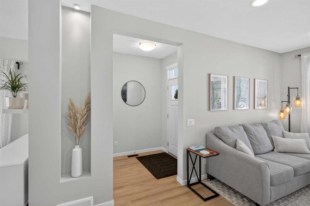 32 Marquis Green SE, Calgary — photo 3 of 45