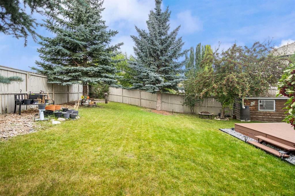 331 Springbank Place SW, Calgary — main listing photo