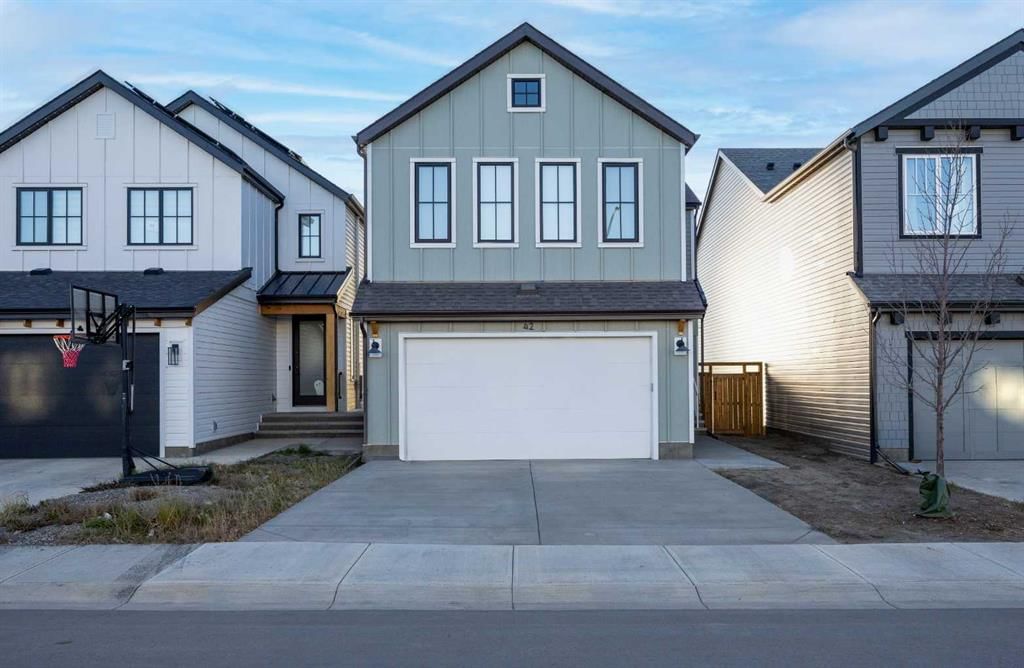 42 Savoy Landing SE, Calgary — main listing photo