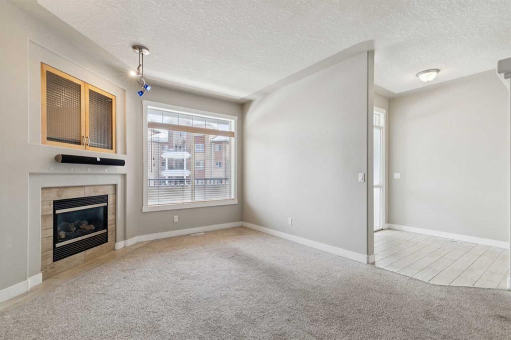 39 Sierra Morena Landing SW, Calgary — photo 5 of 42