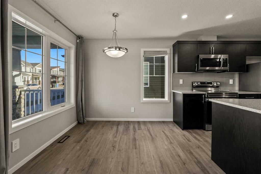 1383 148 Avenue NW, Calgary — photo 4 of 41
