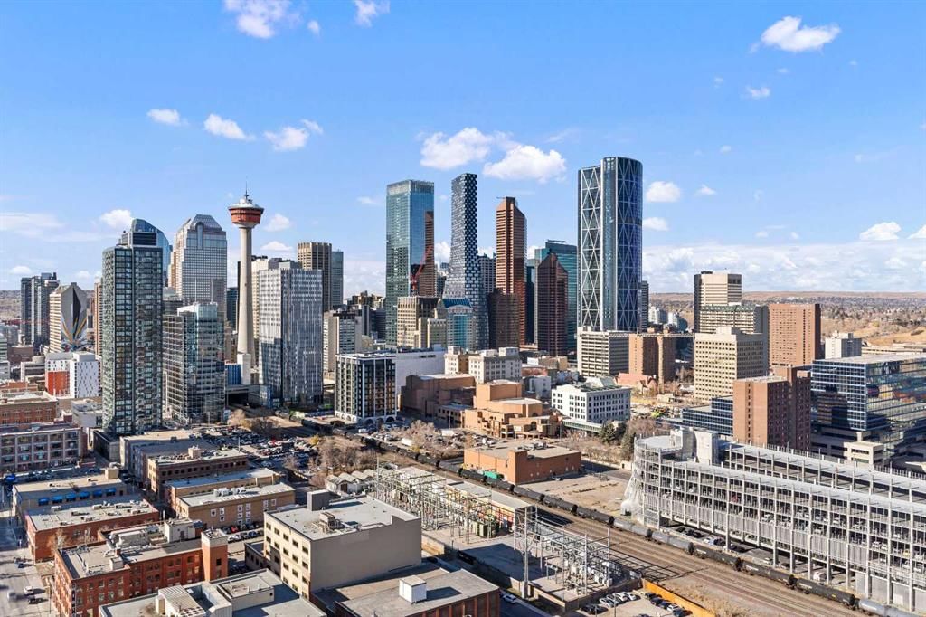 2901, 433 11 Avenue SE, Calgary — main listing photo