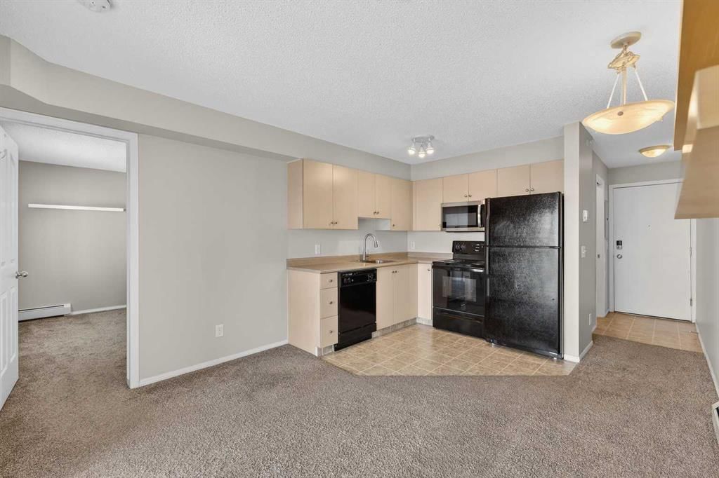 1319, 2371 eversyde Avenue SW, Calgary — photo 4 of 16
