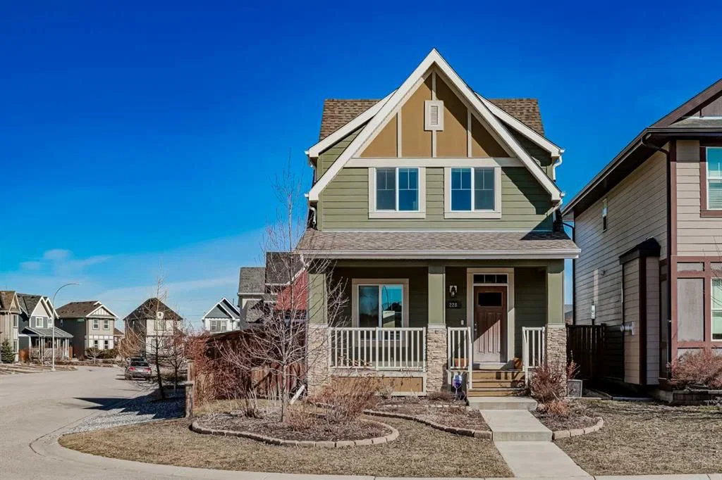 228 Mahogany Grove SE, Calgary — main listing photo