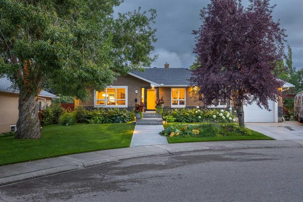 15 Wilshire Place SW, Calgary — photo 2 of 43