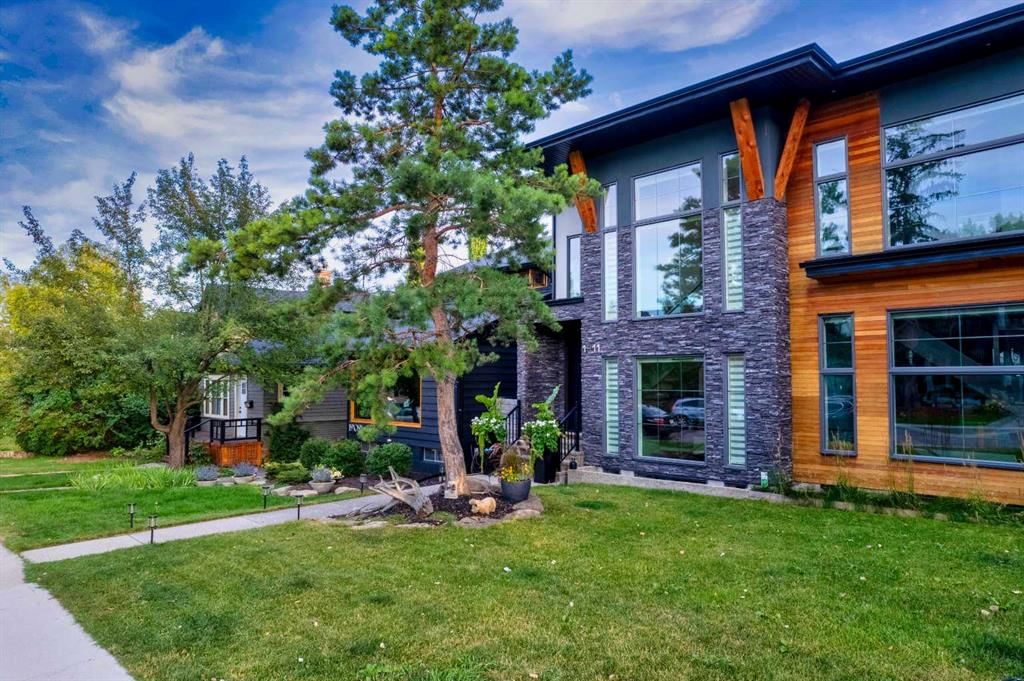 1911 31 Avenue SW, Calgary — photo 3 of 44