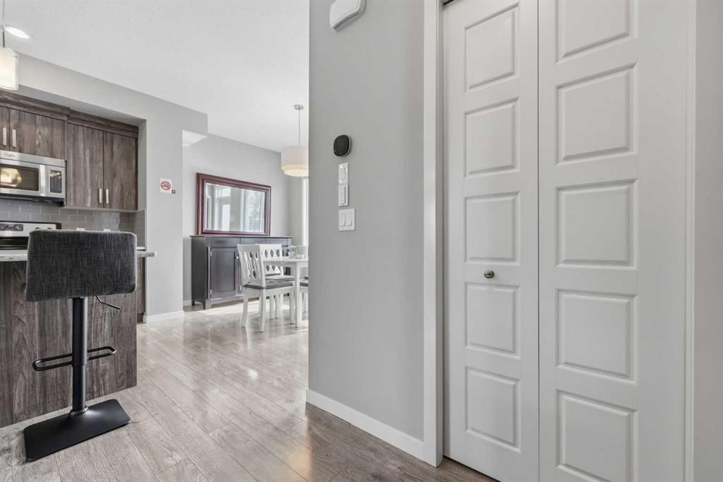 147 New Brighton Walk SE, Calgary — photo 4 of 48