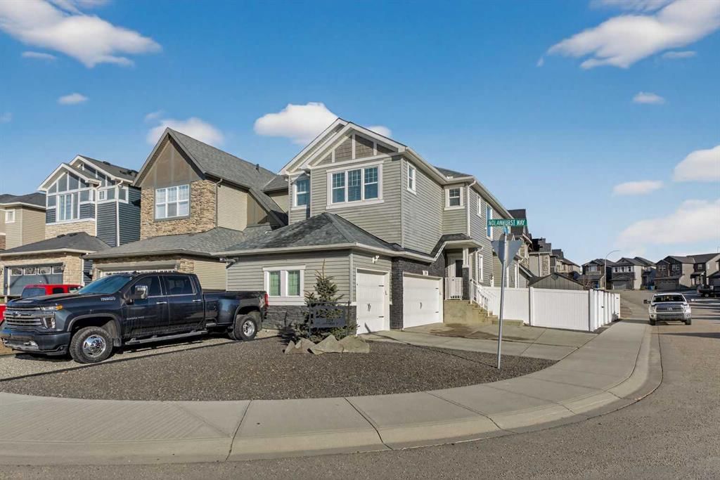 229 Nolanhurst Way NW, Calgary — main listing photo