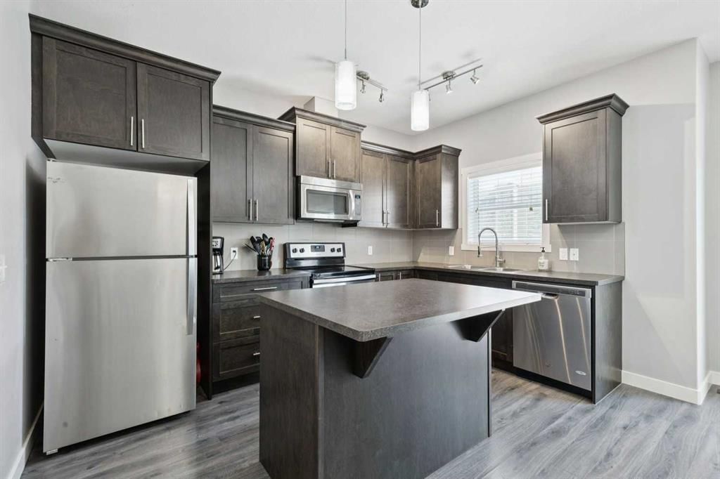 626 Skyview Ranch Grove NE, Calgary — photo 3 of 23