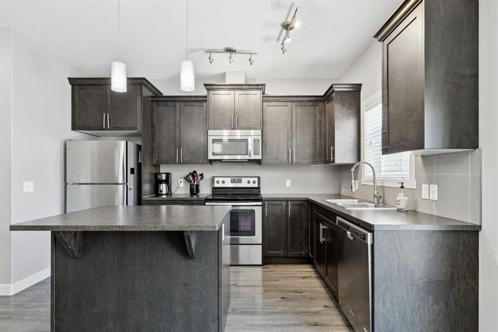 626 Skyview Ranch Grove NE, Calgary — photo 4 of 23