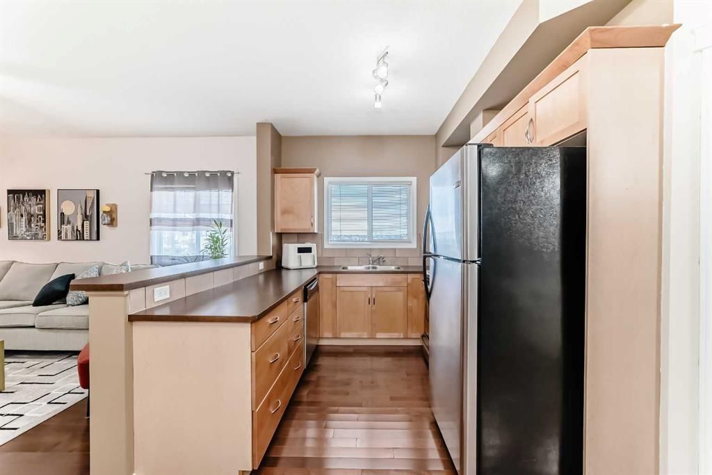 4410, 31 Country Village Manor NE, Calgary — photo 5 of 23
