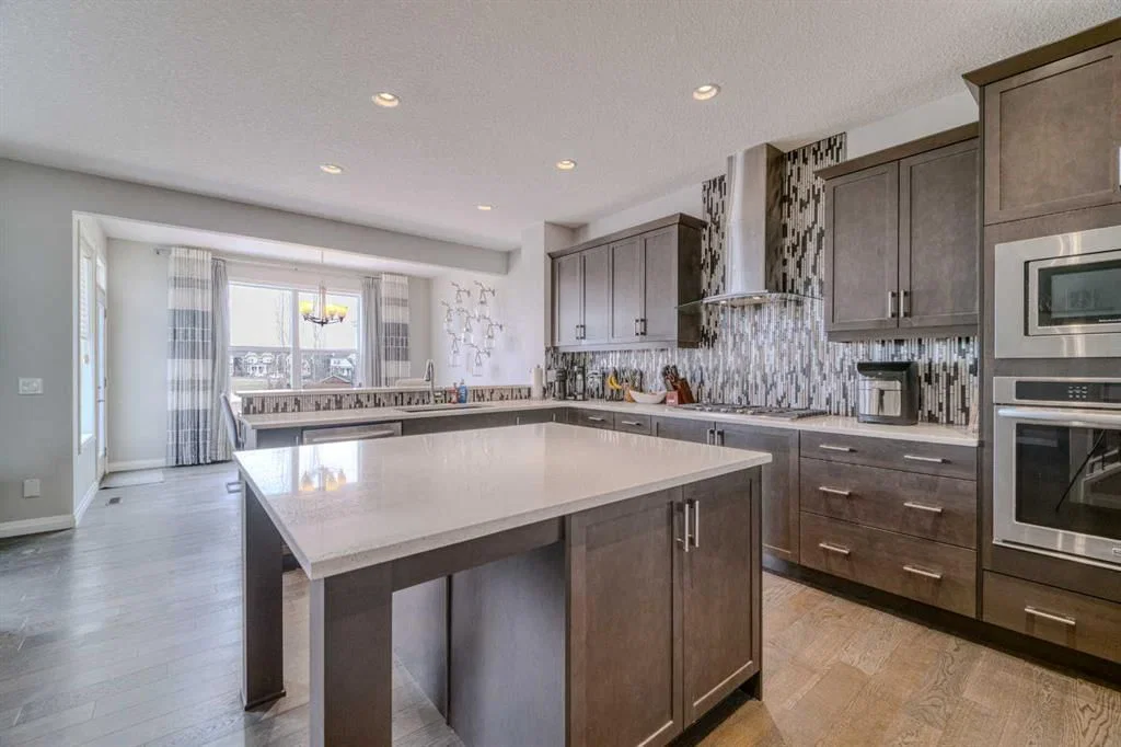 16 Auburn Springs Park SE, Calgary — photo 4 of 45