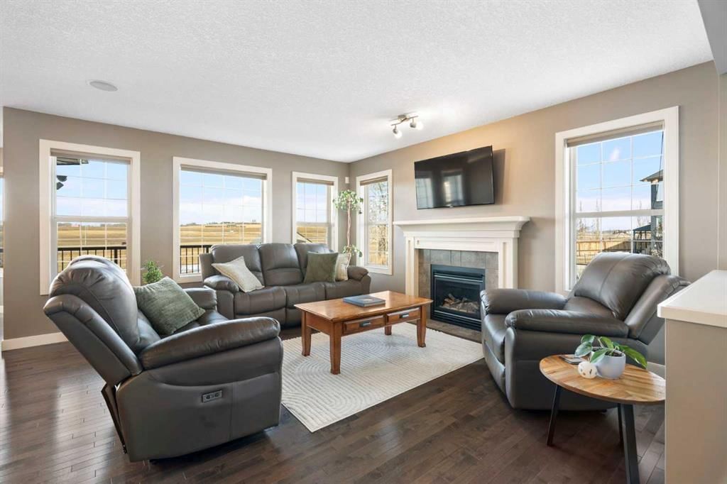 5 Bridlecrest Court SW, Calgary — photo 2 of 50
