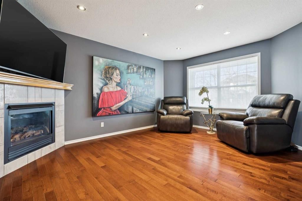 27 Everstone Way SW, Calgary — photo 3 of 28