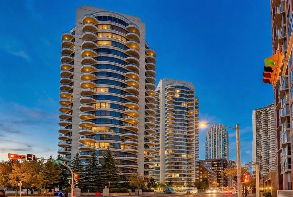 705, 1088 6 Avenue SW, Calgary — main listing photo