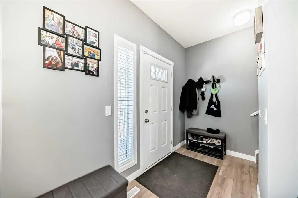 288 Copperstone Cove SE, Calgary — photo 3 of 25