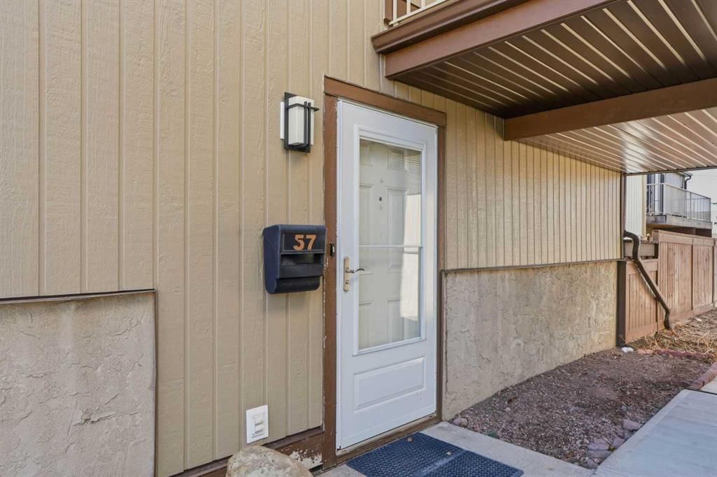 57, 6103 Madigan Drive NE, Calgary — photo 4 of 42