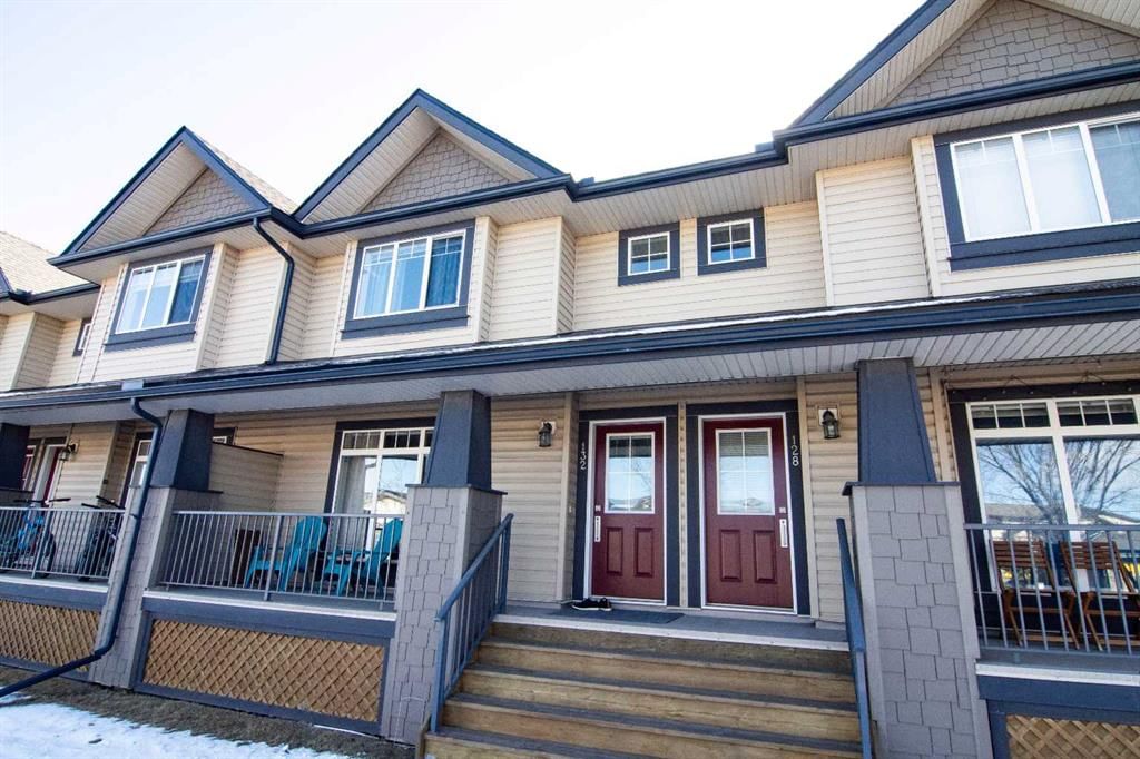 132 Copperpond Boulevard SE, Calgary — main listing photo