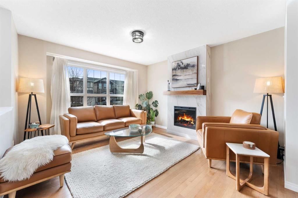 100 Evansborough Common NW, Calgary — photo 5 of 50