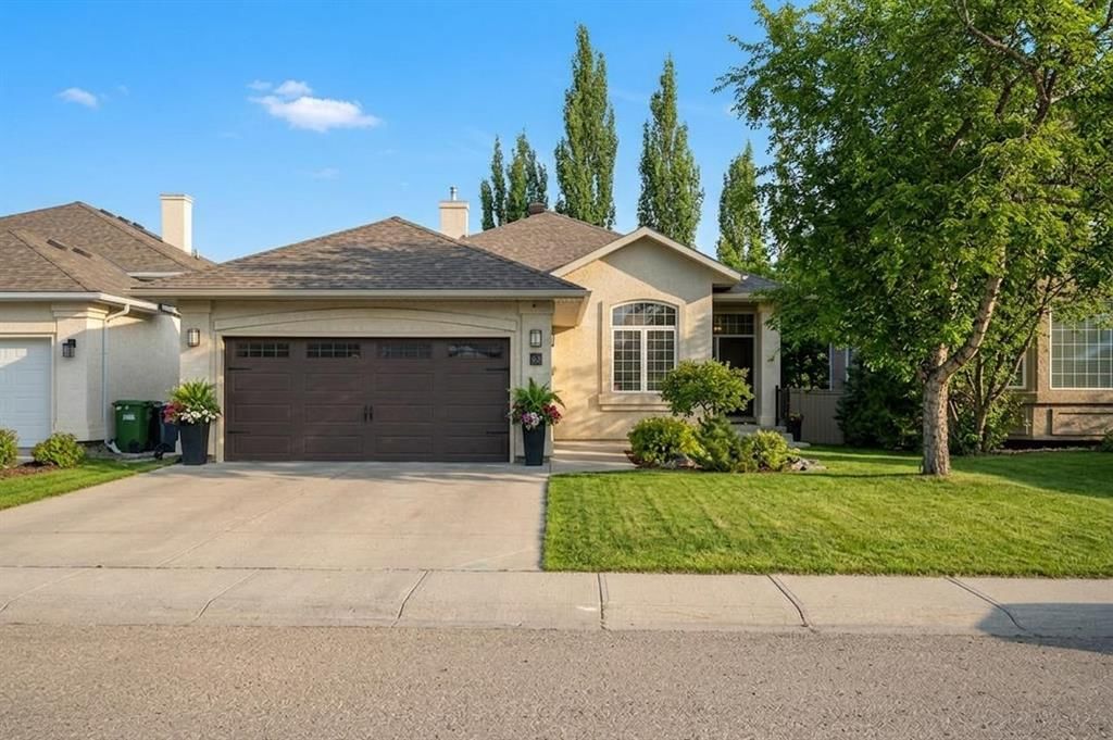 45 Mt Gibraltar Heights SE, Calgary — main listing photo