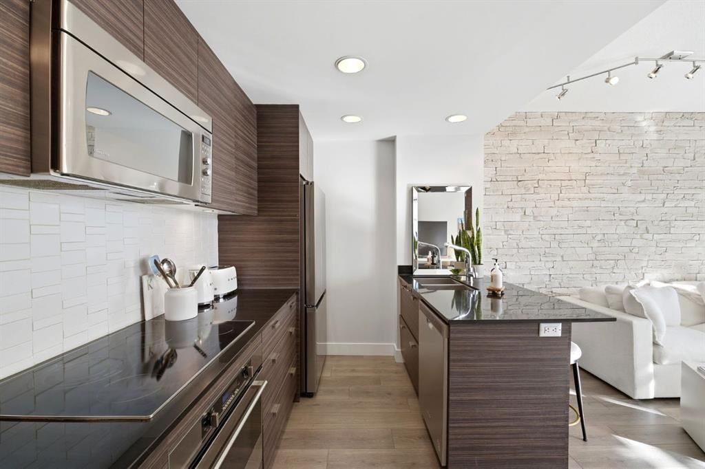 301, 1500 7 Street SW, Calgary — photo 4 of 37