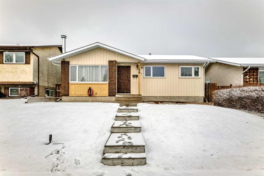 164 Rundlefield Crescent NE, Calgary — main listing photo