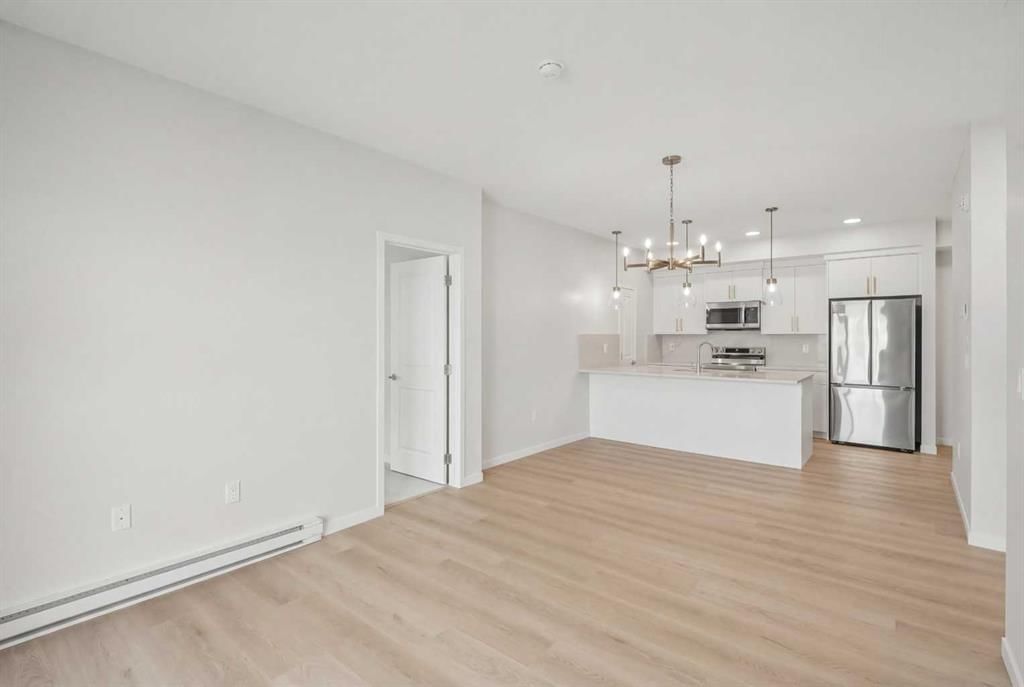 4220, 550 Belmont Street SW, Calgary — photo 3 of 22